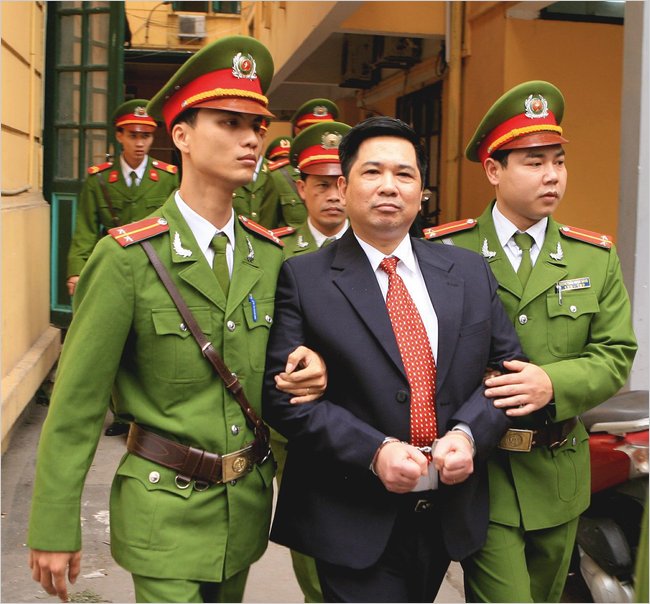 Dr. Cu Huy Ha Vu at his trial in 2011 (source: Internet)