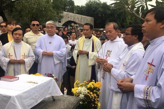 priests gather 2017