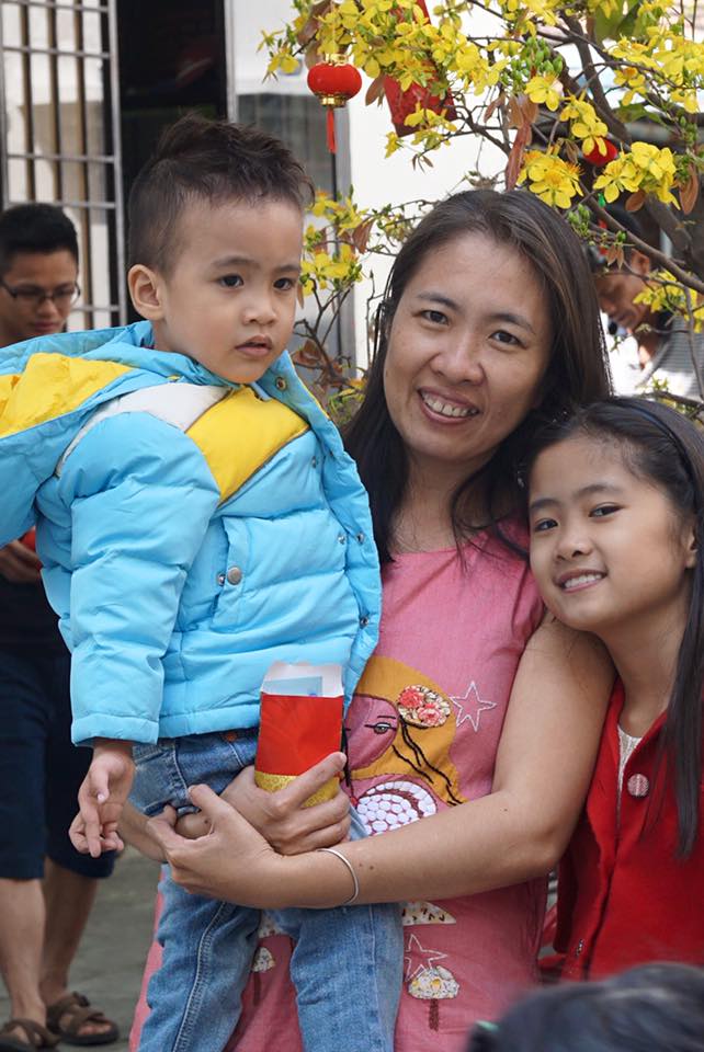 Me Nam and children January 2016